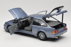 Ford Sierra RS Cosworth ブルー Minichamps 1:18 150084002 メタル - 画像 5/8