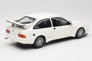 Ford Sierra RS Cosworth ホワイト Minichamps 1:18 150084000 メタル - 画像 3/8