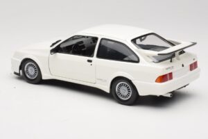 Ford Sierra RS Cosworth ホワイト Minichamps 1:18 150084000 メタル - 画像 7/8