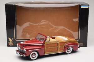 Ford Sportsman レッド Road Signature 1:18 20048 メタル - 画像 8/8