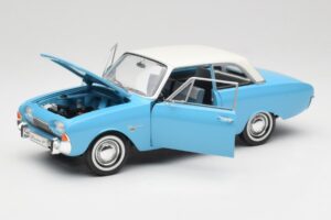 Ford Taunus 12M P1 Taunus Blue Revell 1:18 08880 メタル - 画像 2/8