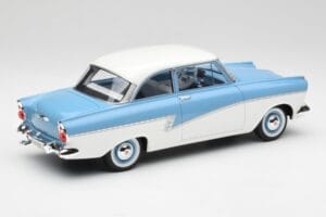 Ford Taunus 17M P2 ライトブルー & ホワイト BoS Models 1:18 BOS019 メタル - 画像 2/6