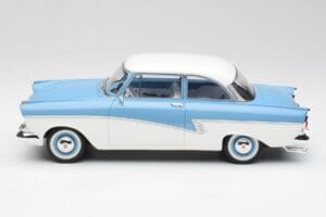 Ford Taunus 17M P2 ライトブルー & ホワイト BoS Models 1:18 BOS019 メタル - 画像 3/6