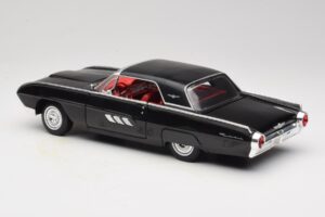Ford Thunderbird ブラック Anson 1:18 30344 メタル - 画像 7/8