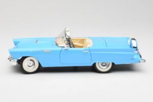 Ford Thunderbird カブリオレ ブルー Road Signature 1:18 92358 メタル - 画像 4/8