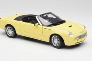 Ford Thunderbird Show Car イエロー Maisto 1:18 50335 メタル - 画像 6/8