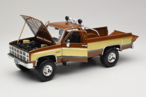 GMC K-2500 Sierra Grande ブラウン GreenLight 1:18 13560 メタル - 画像 2/8