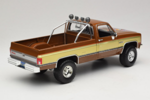 GMC K-2500 Sierra Grande ブラウン GreenLight 1:18 13560 メタル - 画像 3/8