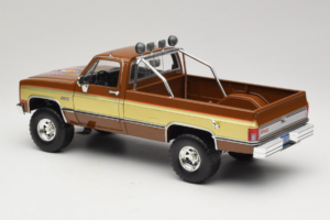 GMC K-2500 Sierra Grande ブラウン GreenLight 1:18 13560 メタル - 画像 7/8