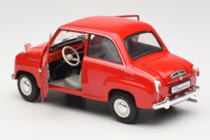 Goggomobil T 250 レッド Revell 1:18 08952 メタル - 画像 4/7