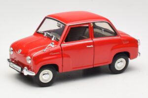 Goggomobil T 250 レッド Revell 1:18 8952 メタル