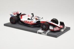 Haas VF-22 #20 K. Magnussen Bahrain GP 2022 Minichamps 1:18 117220120 メタル - 画像 4/6