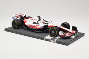 Haas VF-22 #20 K. Magnussen British GP 2022 Minichamps 1:18 117221020 メタル - 画像 4/6