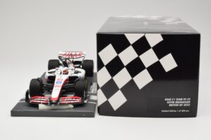 Haas VF-22 #20 K. Magnussen British GP 2022 Minichamps 1:18 117221020 メタル - 画像 6/6