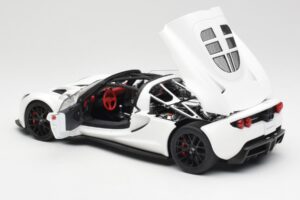 Hennessey Venom GT ホワイト AUTOart 1:18 75404 メタル - 画像 5/8