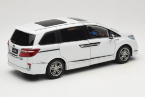 Honda Elysion ホワイト OEM 1:18 430056 メタル - 画像 3/8