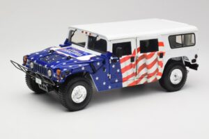 Hummer H1 AM General Gore-Lieberman Humvee America Exoto 1:18 1807 メタル
