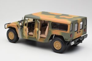 Hummer H1 Station Wagon Military Maisto 1:18 56049 メタル - 画像 5/8
