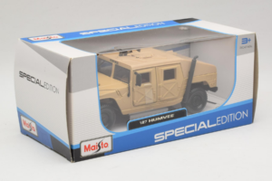 AM General Humvee Military Maisto 1:27 31974 メタル - 画像 2/3