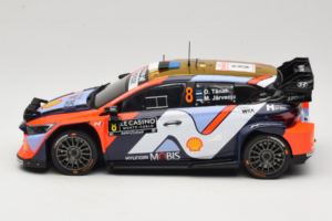 Hyundai i20 N WRC #16 A. Fourmaux / A. Coria Rally Monte Carlo Night Version 2025 IXO 1:18 18RMC230B メタル - 画像 3/6