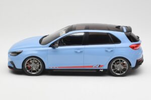 Hyundai i30 N ライトブルー MCG 1:18 MCG18503 メタル - 画像 3/6