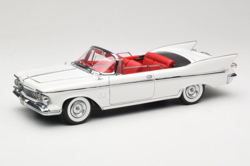Imperial Crown カブリオレ ホワイト Road Signature 1:18 20138 メタル