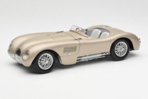 Jaguar C-Type ブロンズ AUTOart 1:18 73502 メタル