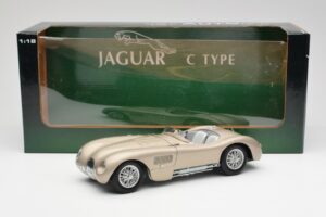 Jaguar C-Type ブロンズ AUTOart 1:18 73502 メタル - 画像 8/8