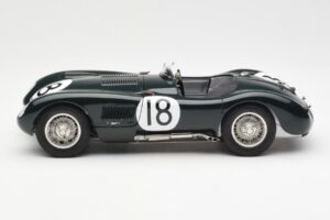 Jaguar C-Type #18 T. Rolt / D. Hamilton 24 Hours of Le Mans Winner 1953 CMC 1:18 M-195 メタル - 画像 3/6