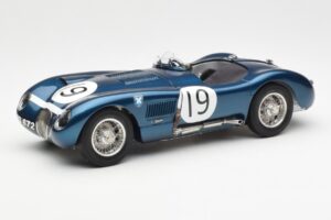 Jaguar C-Type #19 J. Stewart Ecurie Ecosse Goodwood Members Meeting 1954 CMC 1:18 M-192 メタル