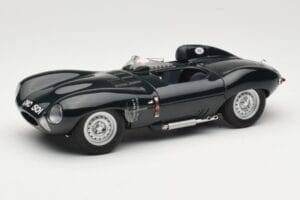 Jaguar D-Type Short Nose グリーン AUTOart 1:18 73561 メタル