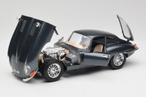 Jaguar E-Type Series 1 グリーン Bburago 1:18 3018-M1 メタル - 画像 8/8
