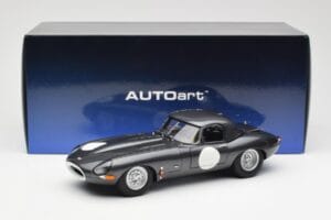Jaguar E-Type Series 1 Coupe Lightweight ダークグレー AUTOart 1:18 73647 メタル - 画像 8/8