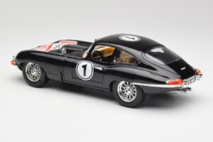 Jaguar E-Type Series 1 #1 British Racing Green Bburago 1:18 3018-M3 メタル - 画像 7/8