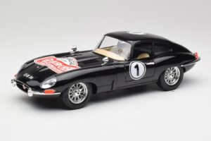 Jaguar E-Type Series 1 #1 British Racing Green Bburago 1:18 3018-M3 メタル