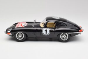 Jaguar E-Type Series 1 #1 British Racing Green Bburago 1:18 3018-M3 メタル - 画像 4/8