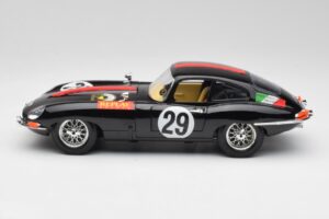 Jaguar E-Type #29 ブラック Bburago 1:18 3018-M4 メタル - 画像 4/8
