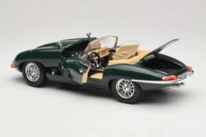 Jaguar E-Type Series 1 Roadster グリーン Bburago 1:18 3018-M5 メタル - 画像 5/8