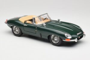 Jaguar E-Type Series 1 Roadster グリーン Bburago 1:18 3018-M5 メタル - 画像 6/8