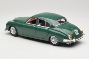 Jaguar Mark II グリーン Tchibo 1:18 49420 メタル - 画像 7/8