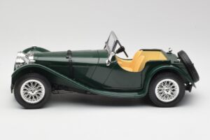 Jaguar SS 100 ロードスター グリーン Bburago 1:18 3006 メタル - 画像 4/8