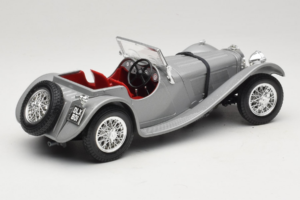 Jaguar SS100 シルバー Bburago 1:18 3006-M2 メタル - 画像 2/6