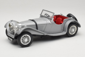 Jaguar SS100 シルバー Bburago 1:18 3006-M2 メタル