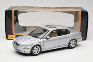Jaguar X-Type シルバー Maisto 1:18 7271328 メタル - 画像 8/8