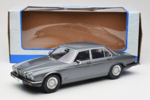 Jaguar XJ Series III Metallic Grey MCG 1:18 MCG18177 メタル - 画像 6/6