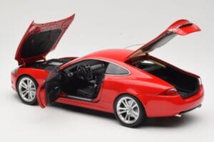 Jaguar XK X150 レッド Minichamps 1:18 150130503 メタル - 画像 5/8