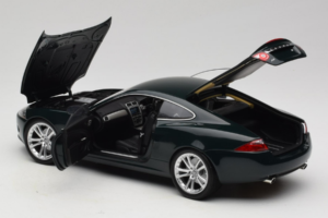 Jaguar XK X150 グリーン Minichamps 1:18 153130503 メタル - 画像 5/8