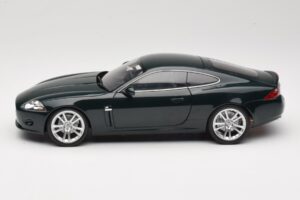 Jaguar XK X150 Coupe グリーン Minichamps 1:18 150130501 メタル - 画像 4/8