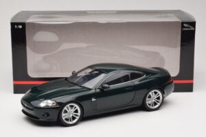 Jaguar XK X150 Coupe グリーン Minichamps 1:18 150130501 メタル - 画像 8/8