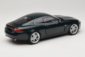 Jaguar XK X150 グリーン Minichamps 1:18 150130500 メタル - 画像 3/8